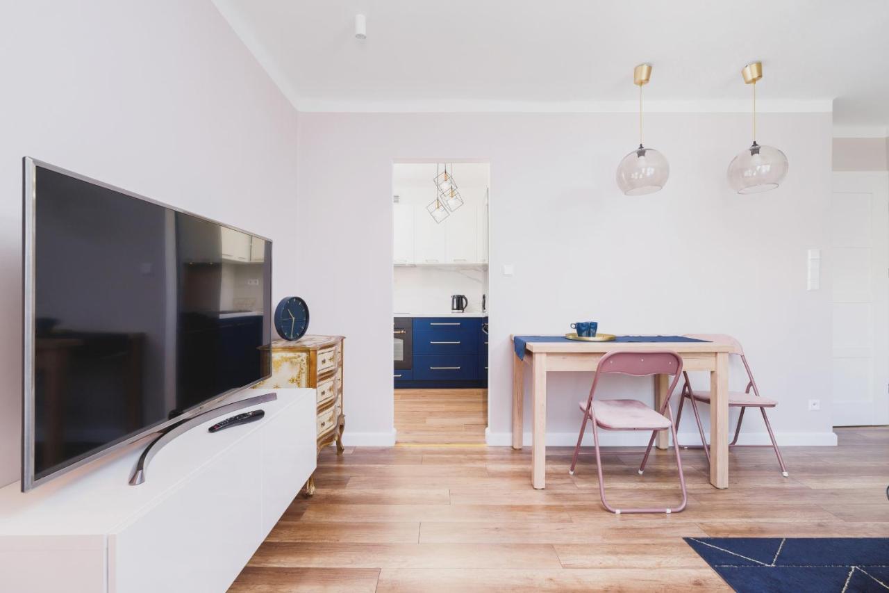 Apartament przy Bulwarach Wiślanych Kościuszki by Renters Kraków Zewnętrze zdjęcie
